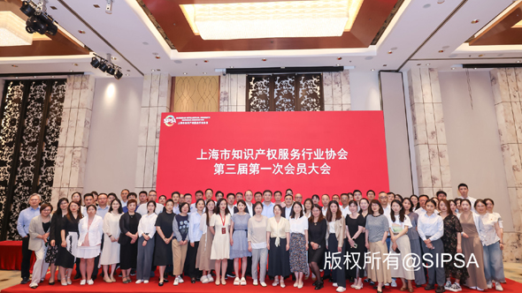 合影500.jpg
